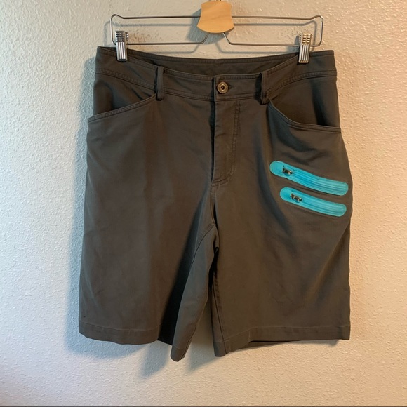 lululemon athletica Other - Men’s Lululemon Gray Shorts